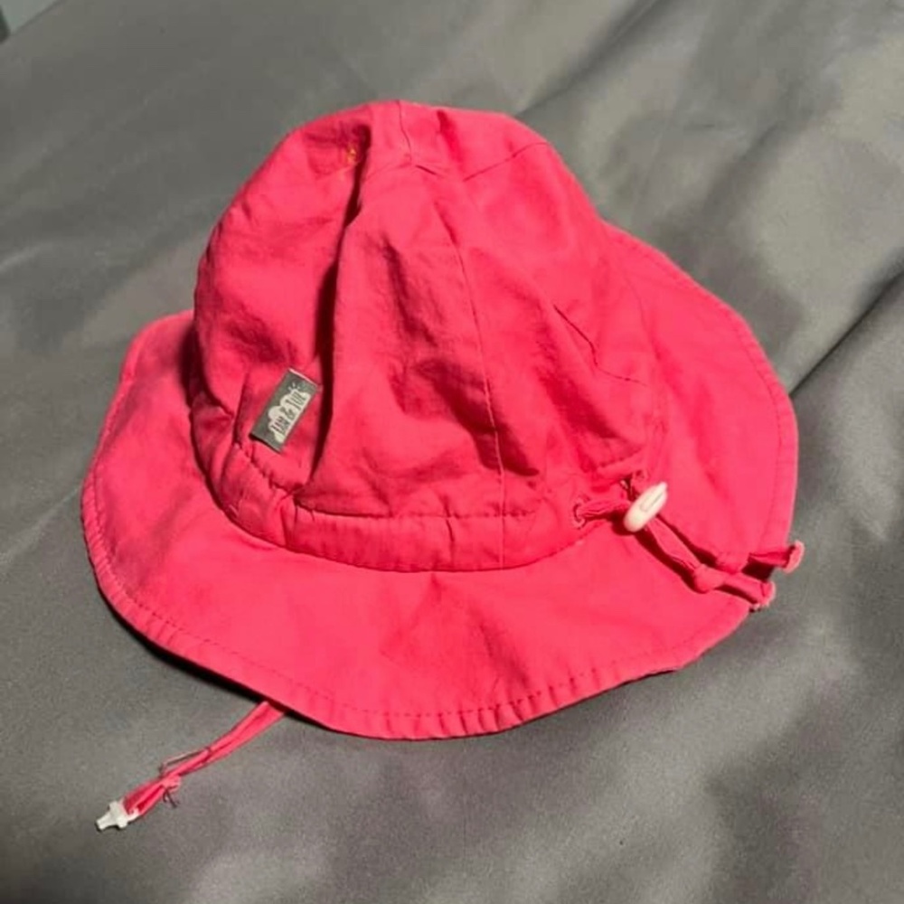 Jan and Jul 0-6 months hat